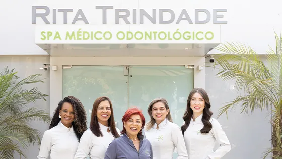 Tratamento Completo para um Sorriso Renovado